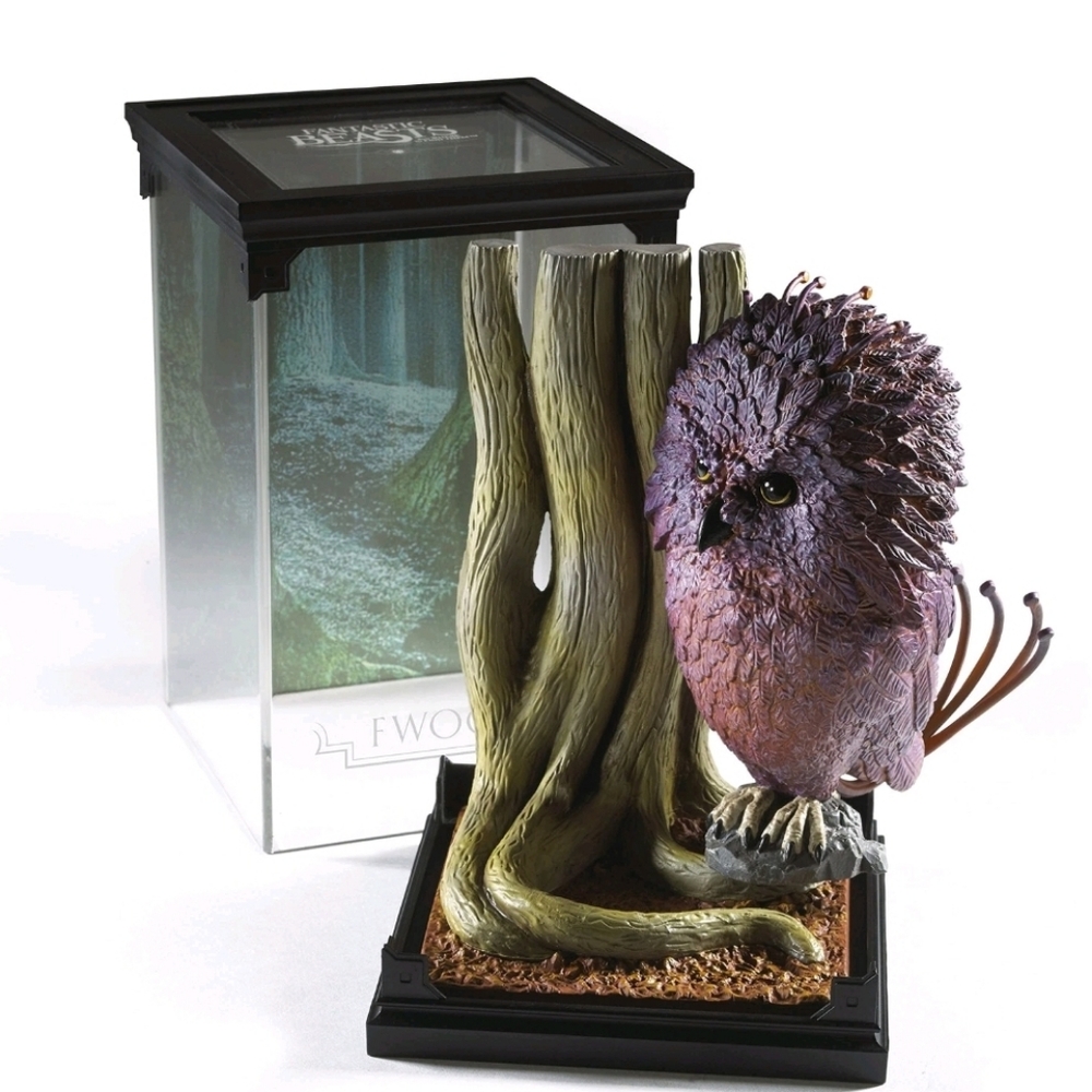 Noble Collections Fwooper figurine